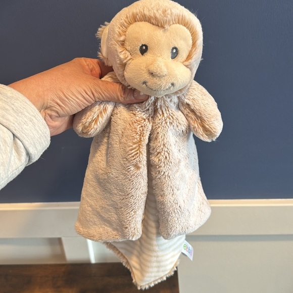 Ebba cuddler Marlow Monkey Lovey Blanket Cream Beige Soft Plush extremely soft - Picture 2 of 8